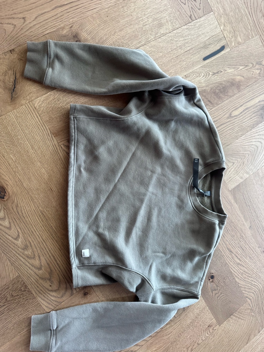 Vuori Womens Olive Green Cropped Sweatshirt